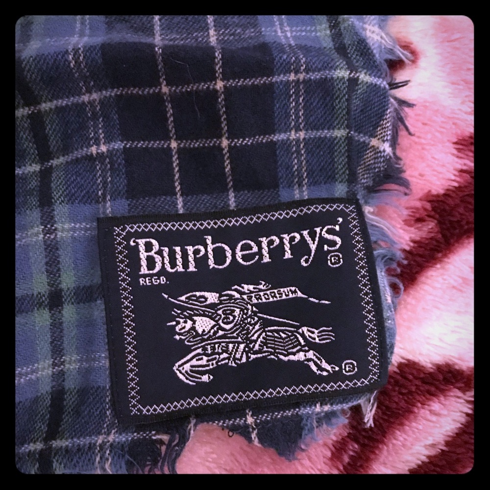 Burberry scarf